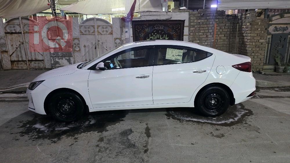 هيونداي النترا